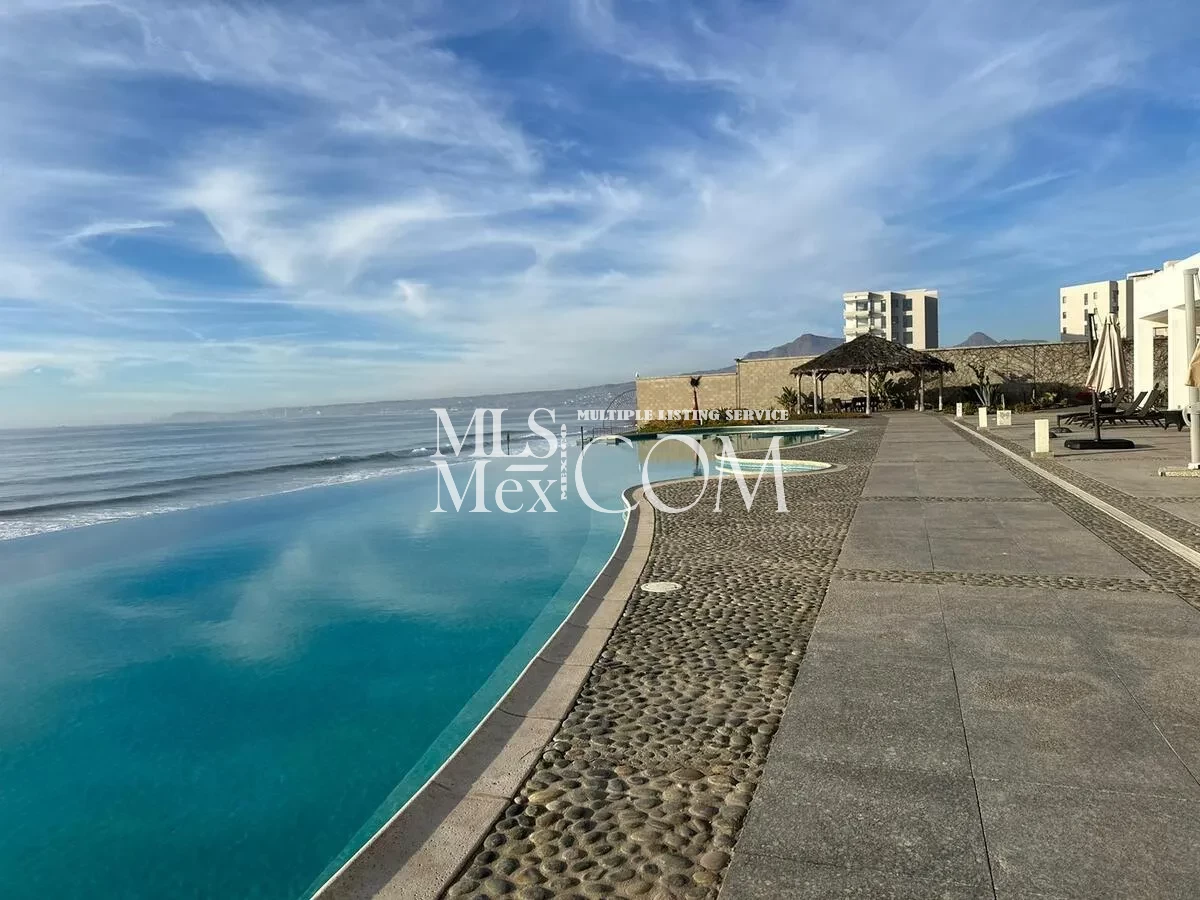 Luxury Oceanfront 3BR Condo for Rent in Palacio del Mar – Resort Amenities & 24/7 Security