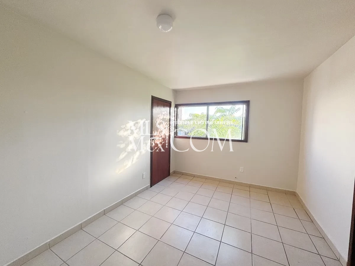 🏡 4-Bedroom Pet-Friendly House for Rent in Central Rosarito | $1,200 USD
