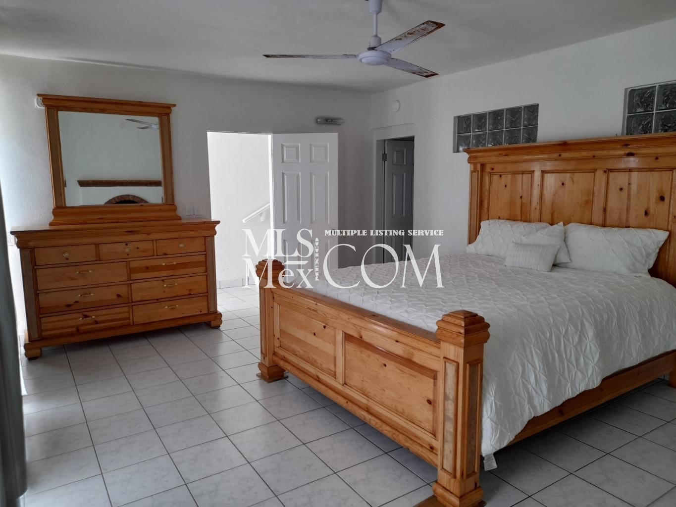 Cantil,  Suite 629 San Antonio del Mar