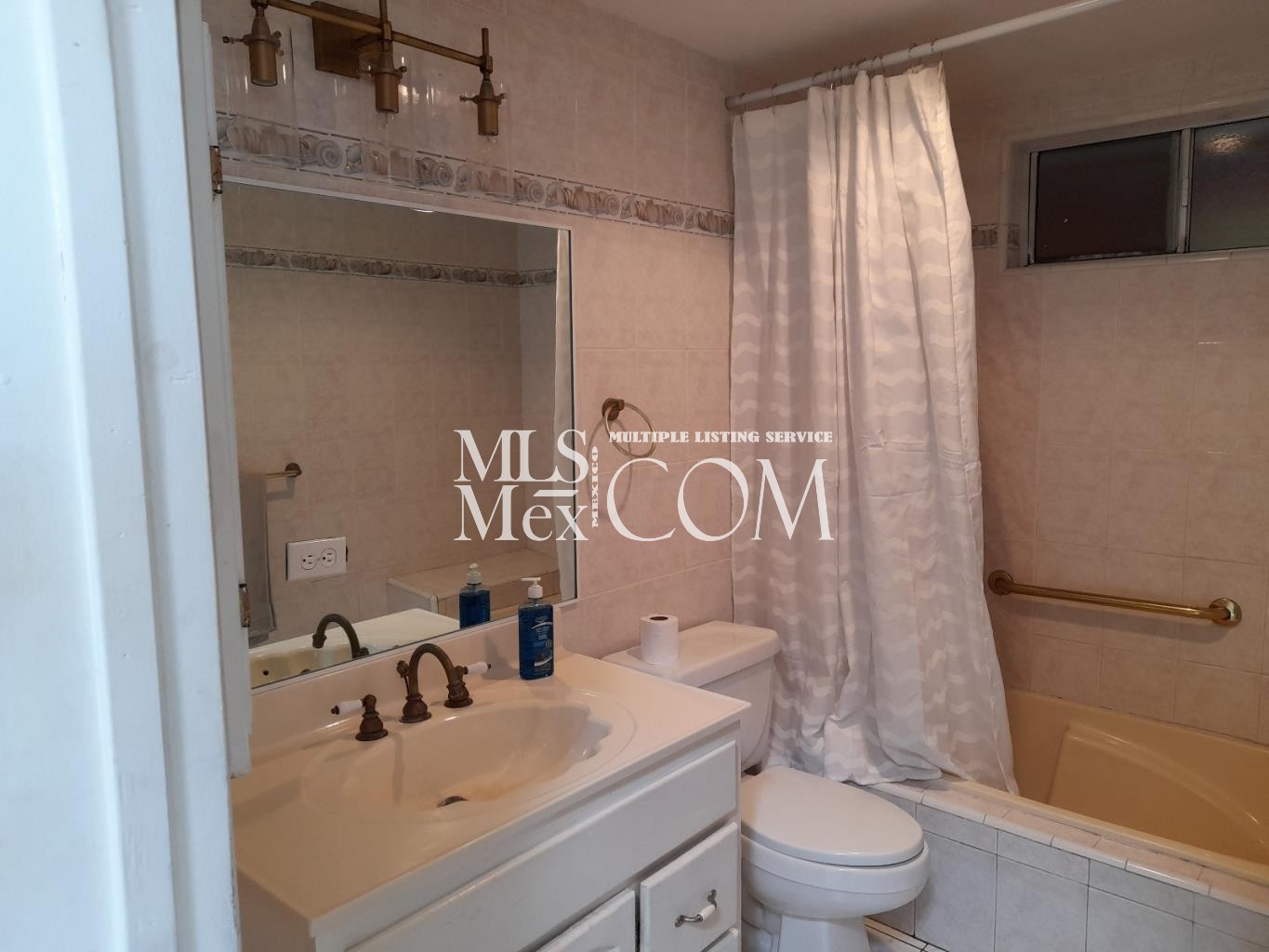 Cantil,  Suite 629 San Antonio del Mar