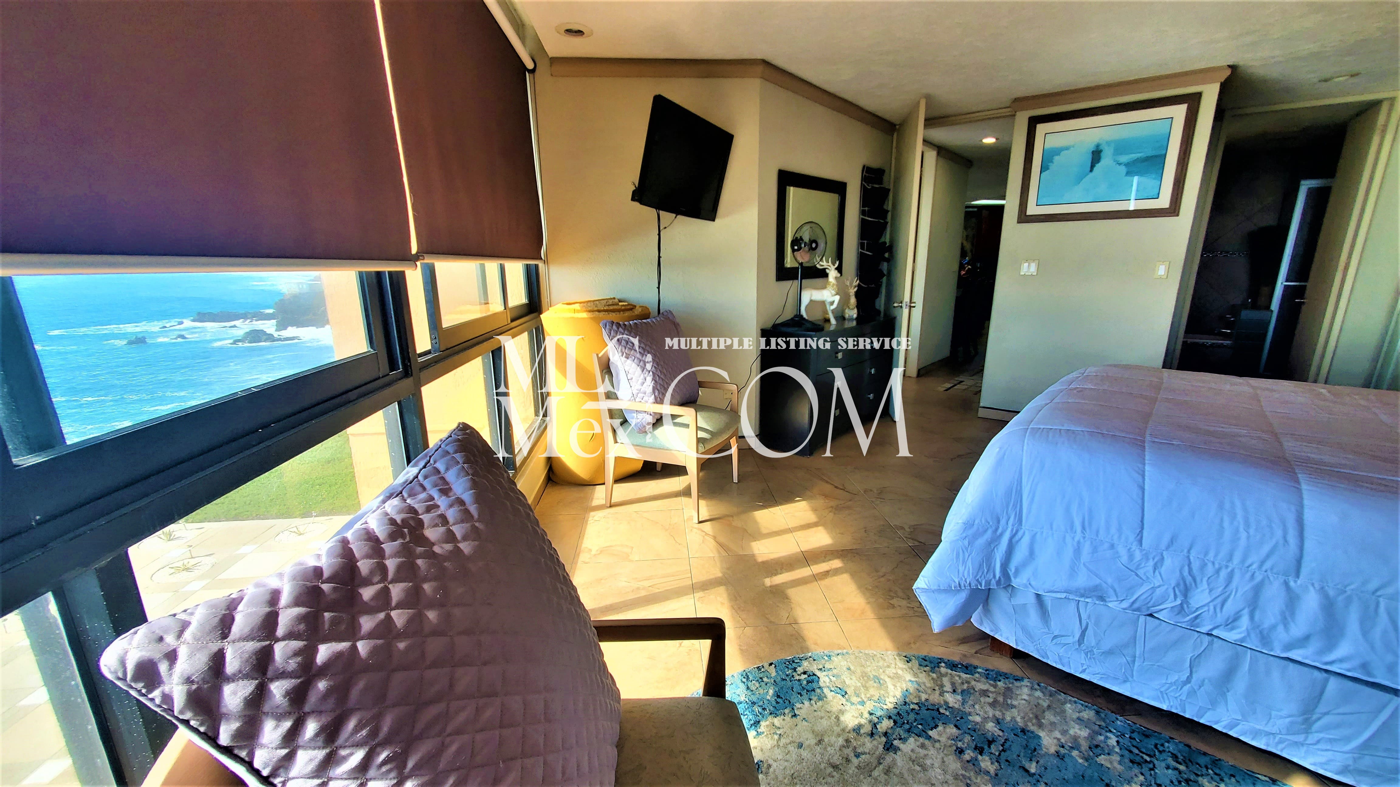 Corona del Mar Calle Acantilado Rocamar 10-102 Rosarito