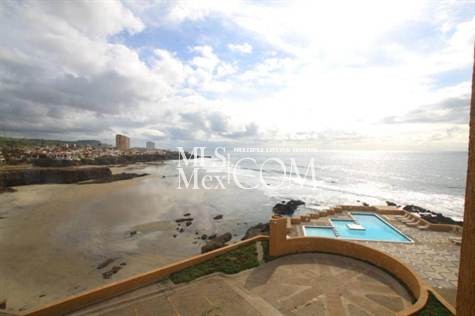 Corona del Mar Calle Acantilado Rocamar 10-102 Rosarito