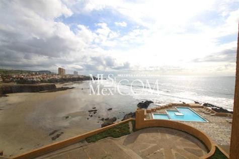 Corona del Mar Calle Acantilado Rocamar 10-102 Rosarito