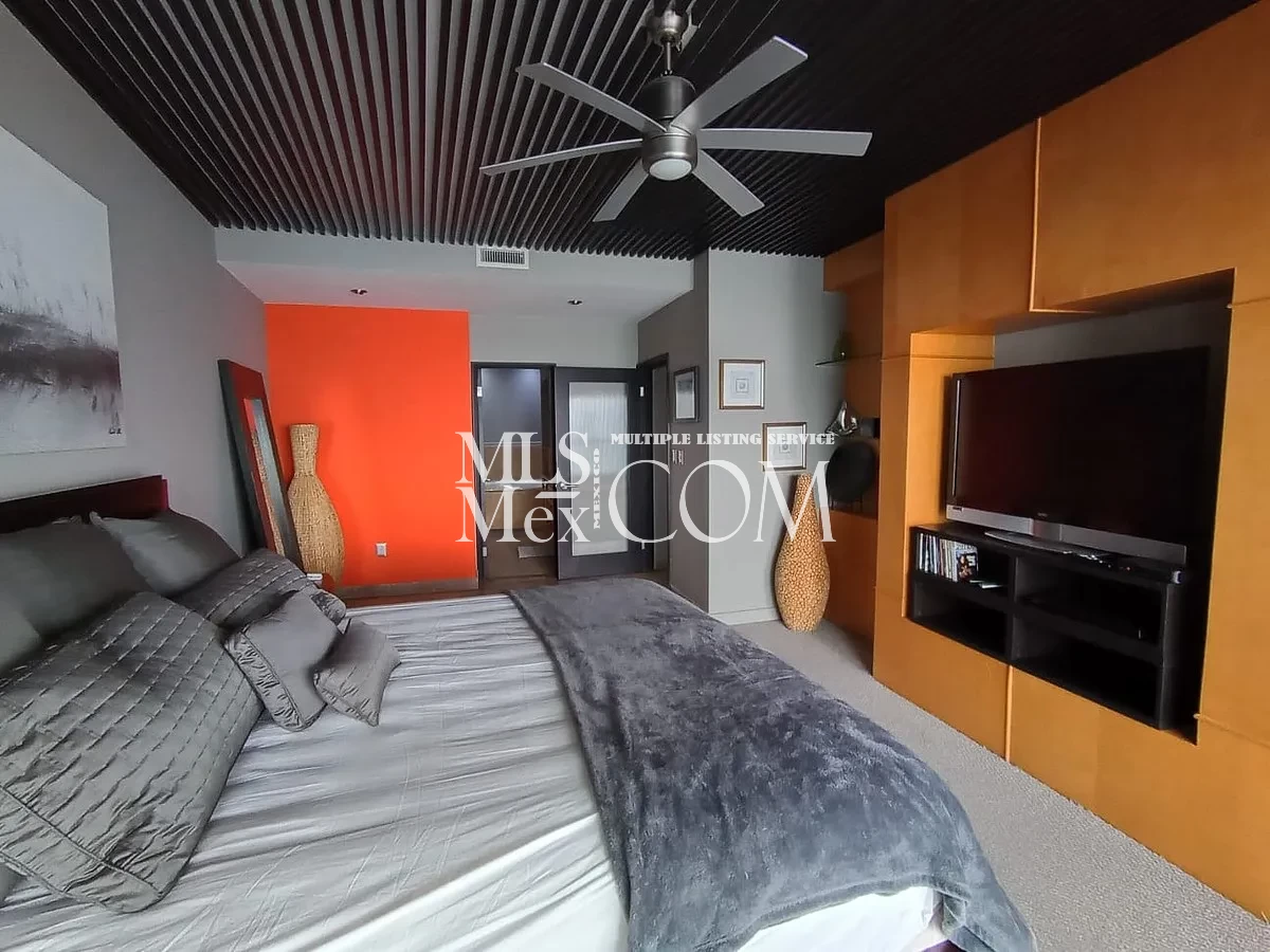 🌊 Oceanfront 2BR Condo in Las Palmas Popotla Rosarito | Pools, Gym & Beach Access | 30 Min to US Border  ⸻