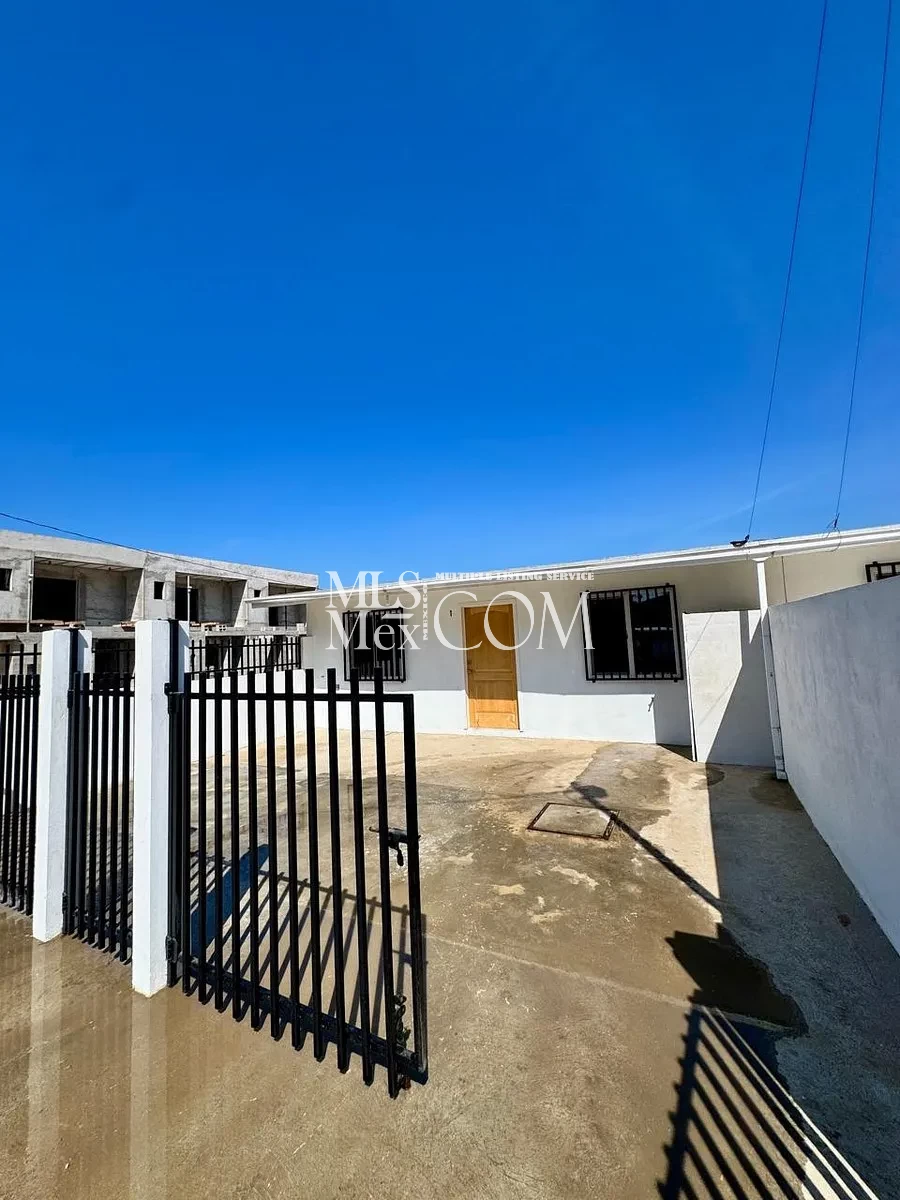 🏡 2BR Apartment for Rent in Col. Constitución, Rosarito – Ground Floor – $600 USD