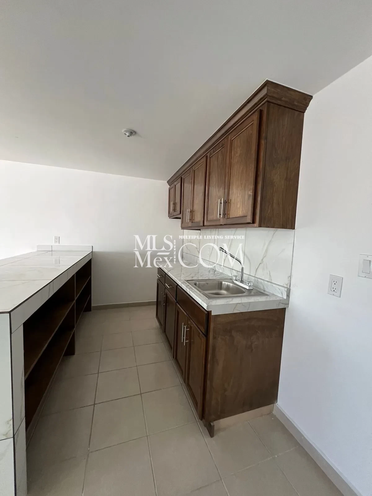 🏡 2BR Apartment for Rent in Col. Constitución, Rosarito – Ground Floor – $600 USD
