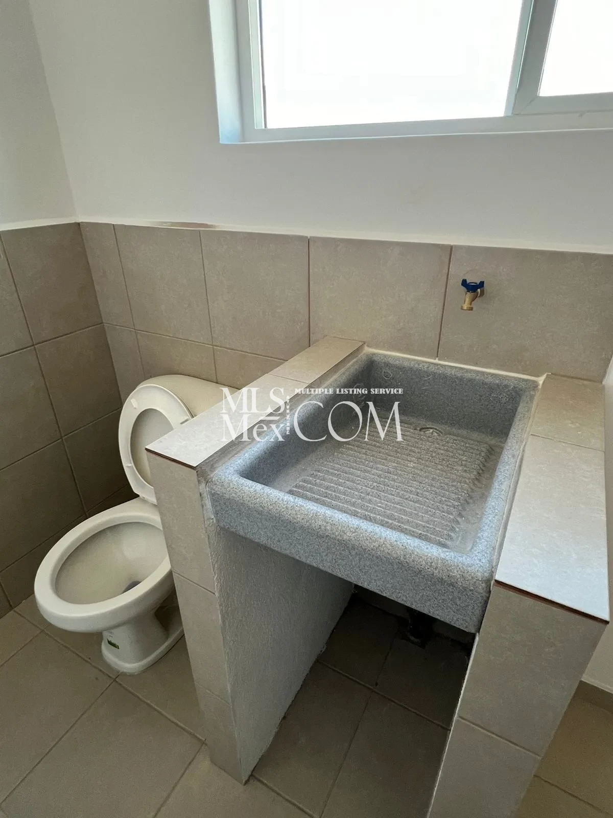 🏡 2BR Apartment for Rent in Col. Constitución, Rosarito – Ground Floor – $600 USD