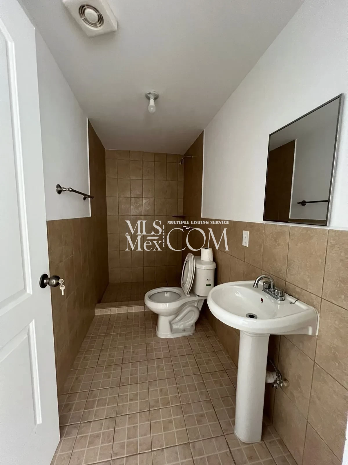 🏡 2BR Apartment for Rent in Col. Constitución, Rosarito – Ground Floor – $600 USD