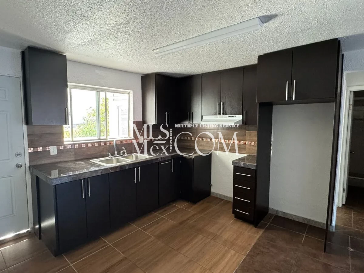🏡 2BR Apartment for Rent in Col. Constitución, Rosarito – Ground Floor – $600 USD