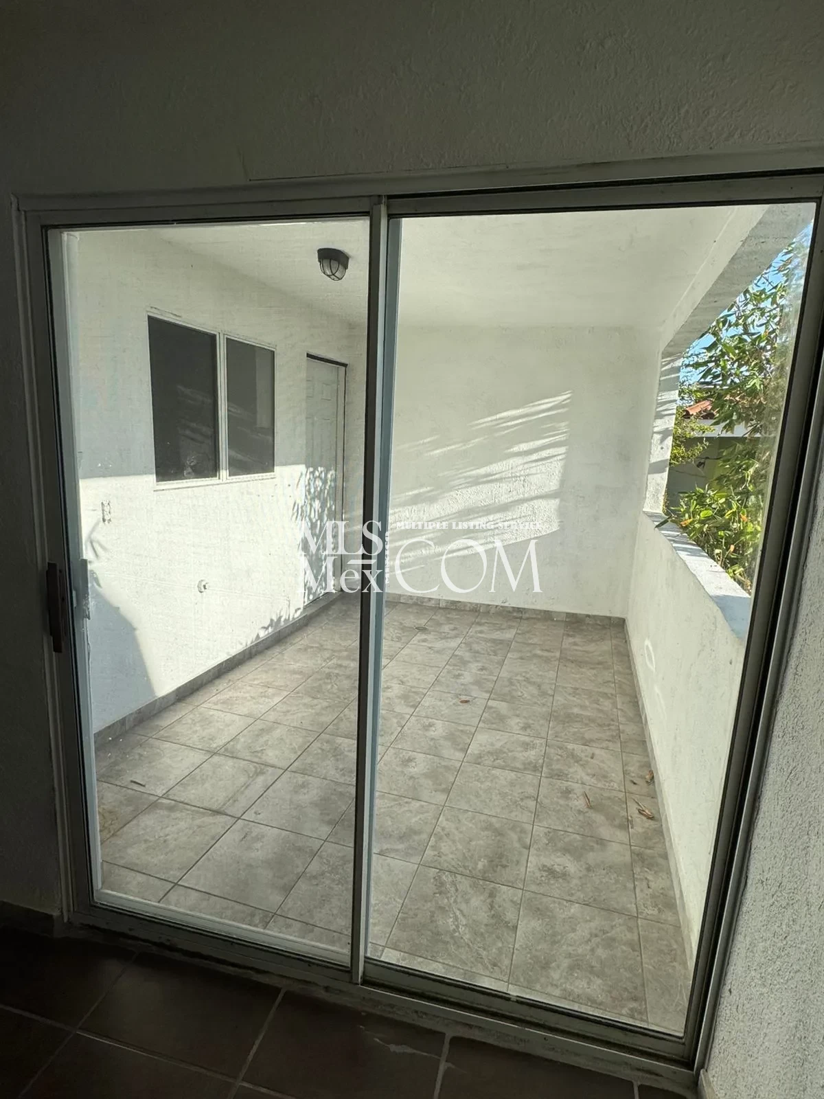 🏡 2BR Apartment for Rent in Col. Constitución, Rosarito – Ground Floor – $600 USD