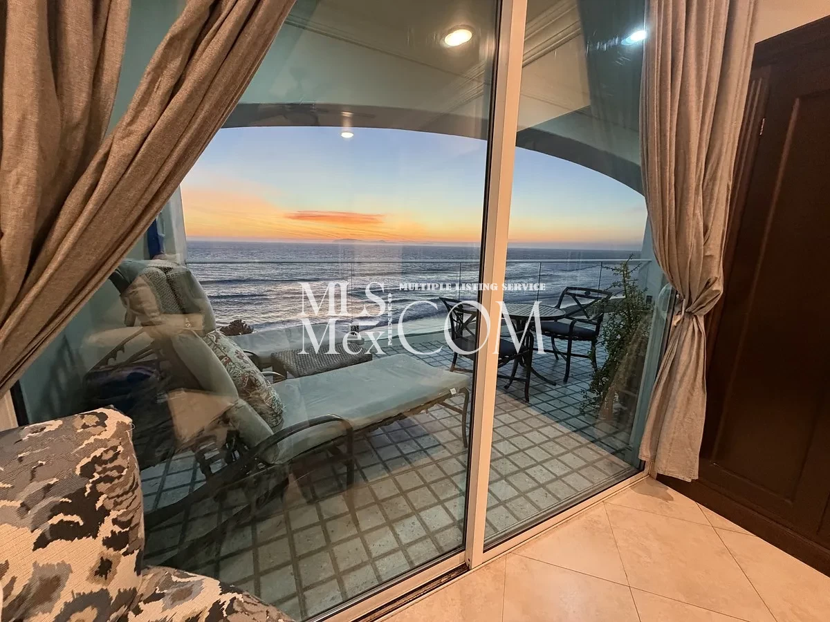 Luxury Oceanfront Condo for Rent in Rosarito, Baja California | 3 🛏️ | Beachfront | Resort Amenities | Near San Diego