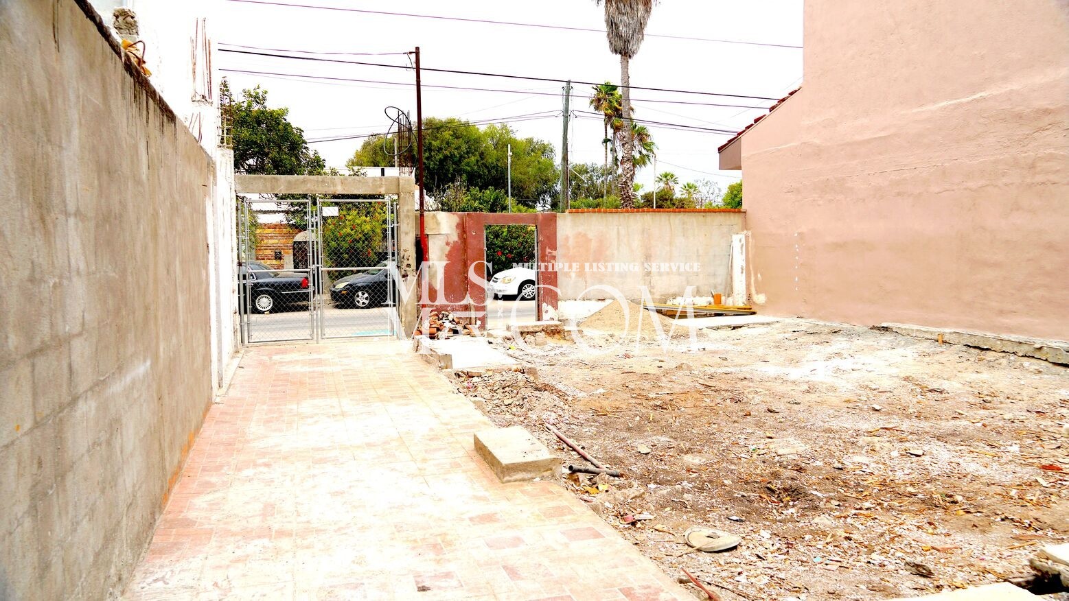 🏡 150 m² Lot for Sale in La Fuente 23 | Downtown Rosarito | Walk to the Beach | Near U.S. Border