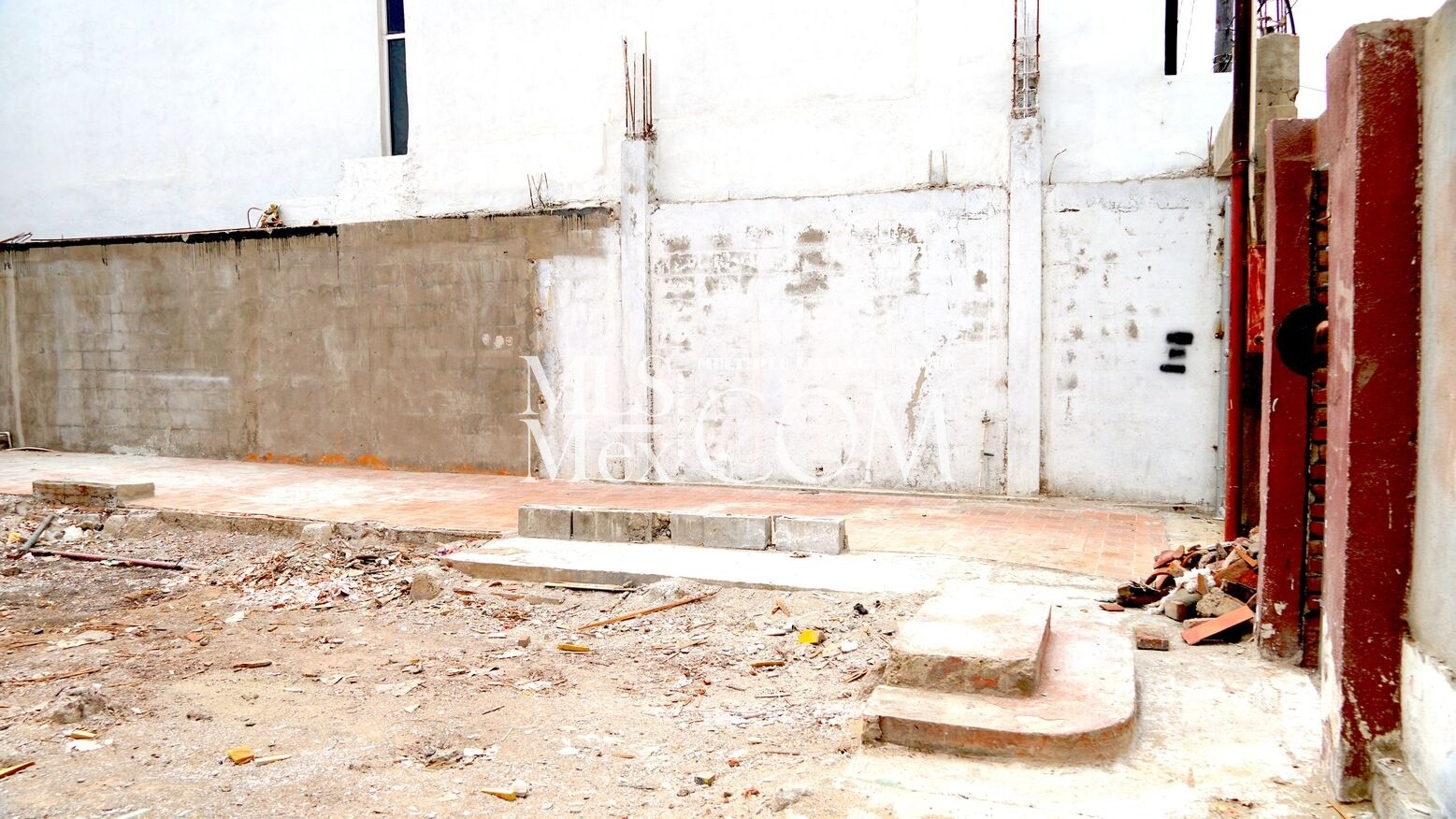 🏡 150 m² Lot for Sale in La Fuente 23 | Downtown Rosarito | Walk to the Beach | Near U.S. Border