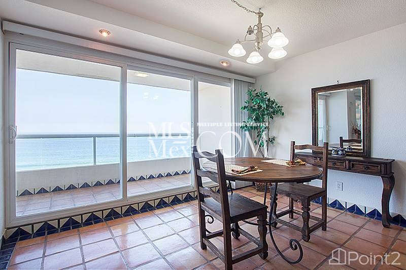 Beachfront Condo for Rent | 2 Bedrooms, 2 Bathrooms | La Jolla del Mar, Rosarito T2-402