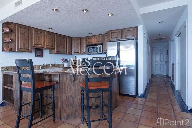 Beachfront Condo for Rent | 2 Bedrooms, 2 Bathrooms | La Jolla del Mar, Rosarito T2-402