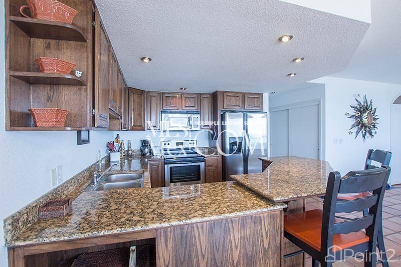 Beachfront Condo for Rent | 2 Bedrooms, 2 Bathrooms | La Jolla del Mar, Rosarito T2-402