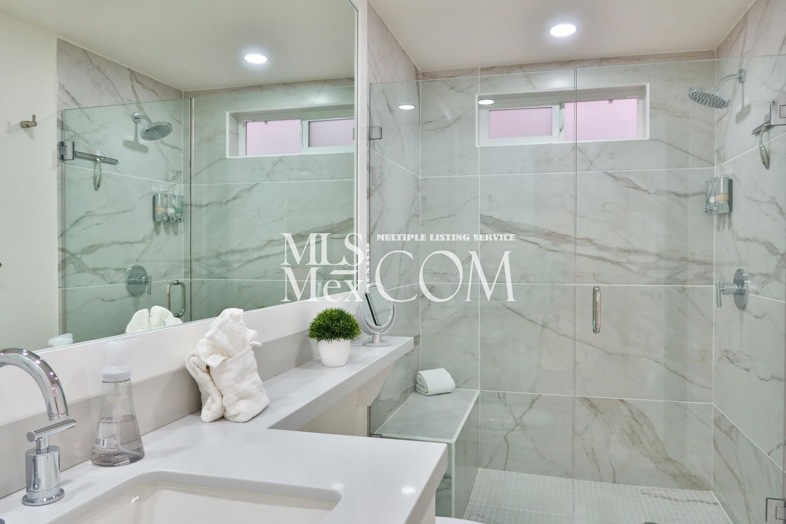 Excelencia en La Jolla, Villa Todo Santos, Suite 70