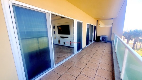 Riviera, René Ortiz C. No. 106-301, Centro, Baja California