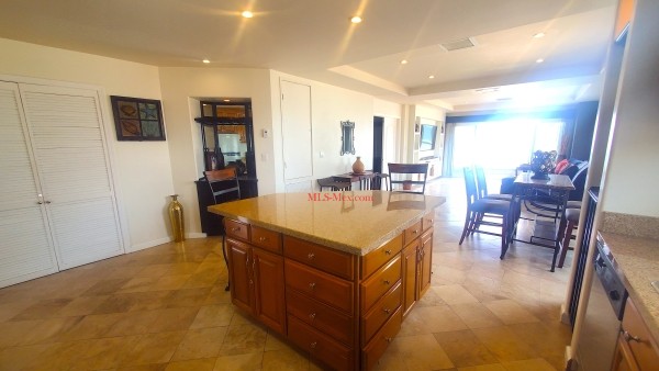 Riviera, René Ortiz C. No. 106-301, Centro, Baja California