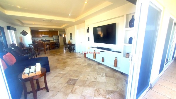 Riviera, René Ortiz C. No. 106-301, Centro, Baja California