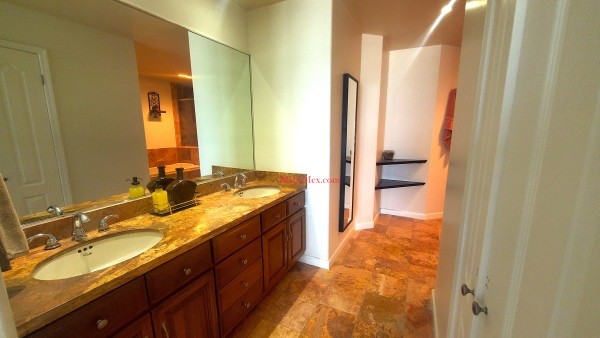 Riviera, René Ortiz C. No. 106-301, Centro, Baja California